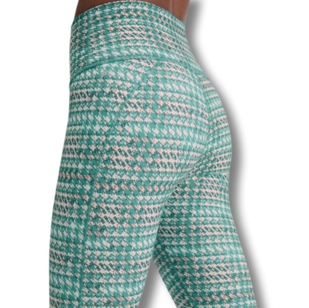 Fabletics RARE Green Plaid Houndstooth Print Legging Lg NWOT Holiday - Picture 2 of 8